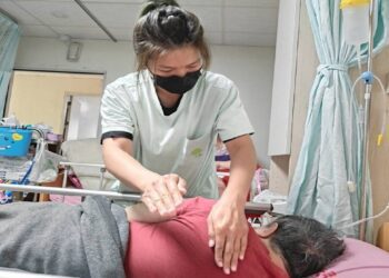 中彰投分署推出61班照服員職訓　不限年齡與經驗母女二代雙雙入行