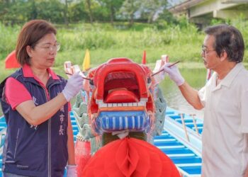 循古禮點睛祈福　宜蘭市龍舟賽端午登場