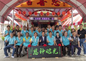 嘉義縣鹿草慈善宮大寮伯公誕辰　翁章梁贈匾「光昭神恩」