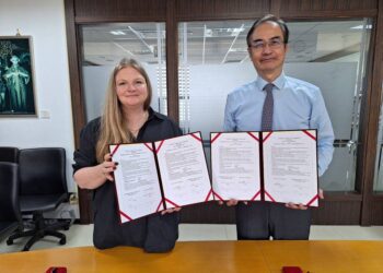 嶺東國際時尚設計趨勢論壇登場　陳仁龍：創造更多跨國文化交流機會