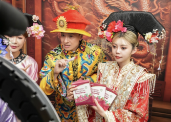 女生私密處體味重如鹹魚？小鐘直播叫貨祭出「禮貌口」創NT.600萬營業額