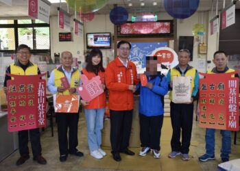 竹東公所發放低收物資 灶君堂、普照宮共襄善舉