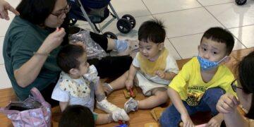 七星區居家托育中心辦市集 親子闖關結合環保教育 保母提供育兒指導