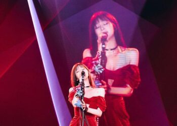 華人甜蜜天后Cyndi王心凌〈BITE BACK〉MV奪下3項「金狼獎」 成昨晚大贏家