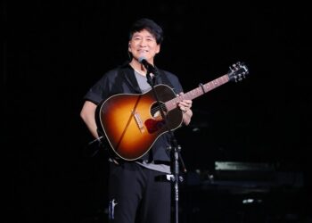 周華健宣布攻蛋再加場！放話甩「忘詞王」標籤約萬人唱K