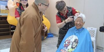 佛光山三重禪淨中心重陽敬老活動登場 提供中西醫義診與義剪服務
