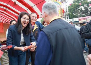 鹿谷永隆開山聖王聖誕　28888斤大神龜米糕吃平安