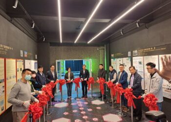 鼓勵探索科學世界 國華國中理化實驗室「UNI-LAB」落成啟用