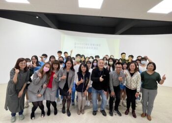 台灣財經素養教育推廣協會與臺中市政府及新光人壽共同推動「財經素養課程」提升青少年金融理財素養