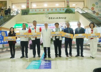 赤崁扶輪社捐贈多項醫療儀器偕手衛福部台南醫院深入偏鄉整合式篩檢