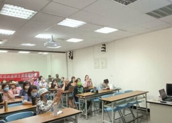 落實減碳淨零綠生活　環保局與社區大學搭起共學平台