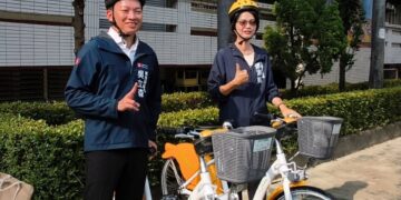 局長換身分接受學生考照　光華國中把高雄街頭變身交通安全教室