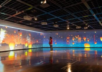 走春首選來彰化 來看宮廟藝術展　科技祈福「放天燈」拍照打卡