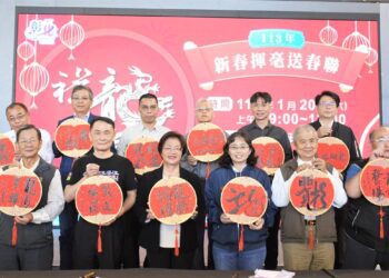 影音／彰縣文化局迎接113年農曆新春佳節　縣長王惠美及名家現埸揮毫送春聯