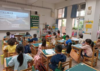 守護水資源關懷弱勢 北成國小師生捐款支持世展會