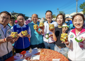 平鎮蘿蔔節驚豔開幕 蘇俊賓盼農業美食與文化代代相傳