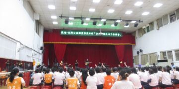 翻轉受助者角色!台灣公益聯盟培力視障樂手 走進全台監所用生命影響生命