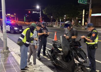 新北環保局攜手警監單位執行「麥噪專案」　防堵噪音車擾民