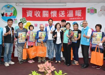 影音/資收關懷傳鄉里 分送好米過端午