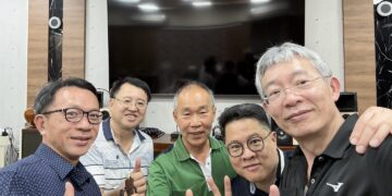 成大教授蘇文鈺的「金耳朵」讓千元價值電子器材變成百萬、千萬級音響