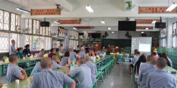 台南監獄辦理家庭日 向陽計畫雙認證助毒品犯「迎向陽光.逆光前行」