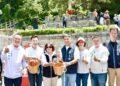 錯過等明年！大甲鐵砧山劍井湧千人 500瓶開運午時水一小時搶空