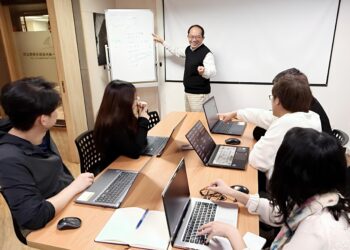 跨領域思維助企業解開「AI焦慮」 陳漢威帶領「一帆科技」成企業最強後盾！