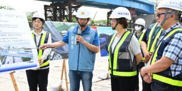 穿越台鐵軌道猶如「飛天鑽地」 大埔水溝堤岸道路拓寬歷經6次流標