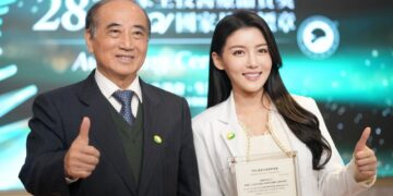 高敏敏營養師創辦「MinVita 百卡餐」 獲選 SNQ 國家品質標章肯定