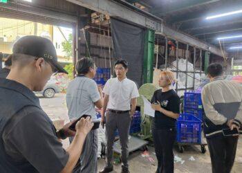 台南地檢署實地查訪塑膠袋業者-掌握市場動態防範不法囤積與哄抬價格