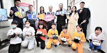 智學彰化‧放眼全球 啟動雙語AI情境教室豐富成果