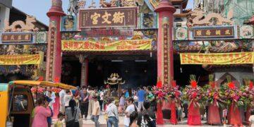 員林衡文宮玄天上帝壽誕 發放救濟金與獎學金彰顯神威