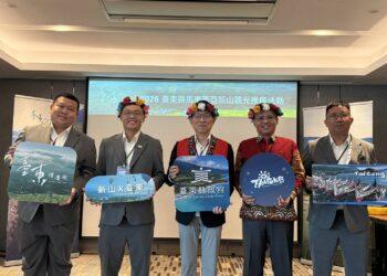 阿嬤和低清藝人聯手帶路！台東首前進新山推介會 大馬人氣網紅引爆「追球」熱潮