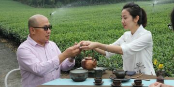 TEA TOP第一味創辦人楊國珍 傳承百年製茶技藝推廣台灣茶文化