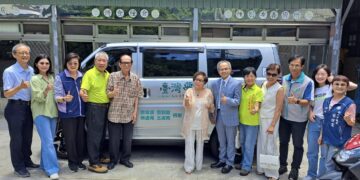 新莊蔡氏家族捐贈交通車 協助牡丹心社區兒少圓臺灣夢