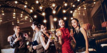 臺北洲際酒店餐廳「FIRST 101 TASTES」找出專屬 Dining Style 101 位食尚行家搶先開吃！