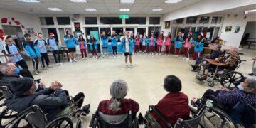 天主教海星中學報佳音 花蓮榮家沉浸幸福氛圍