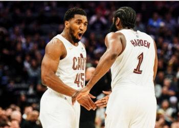 影/《NBA》「大鬍子」+「蜘蛛人」讀秒階段連線 Harden追平三分Mitchell關鍵兩罰逆轉金塊!