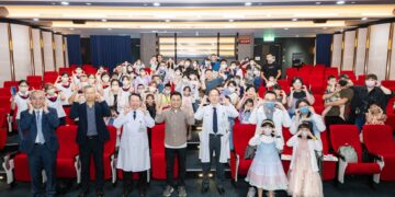畫中有話！彰基兒童醫院辦繪畫「非比賽」　從孩子畫作開啟親子對話