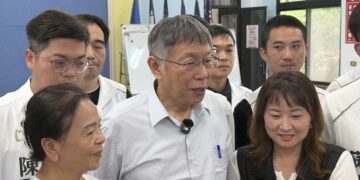 彰化民眾黨小雞喊「要有母雞」　力拱賴銀柱參選縣長：帶小雞一起衝