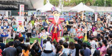 大阪世博巨偶登陸台中！2026兒童藝術節文心公園啟幕 萬人共賞紙風車