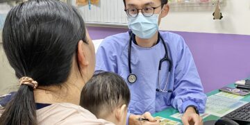 暑假腸病毒防線不能放假 醫師：「肌抽躍」是家長容易忽略的重要警訊