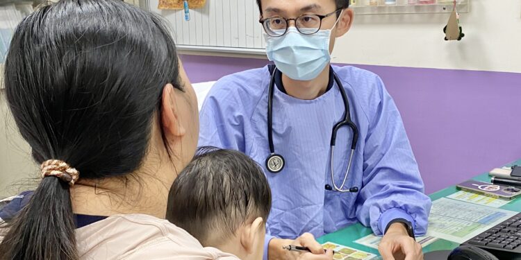 暑假腸病毒防線不能放假 醫師：「肌抽躍」是家長容易忽略的重要警訊