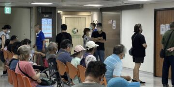 光復節連假新北市急救責任醫院門診時間調整與就醫資訊