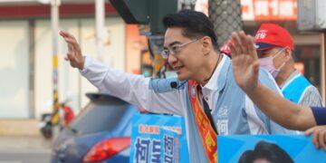 縣長提名作業尚未明 柯呈枋持續路口拜票爭取選民認同