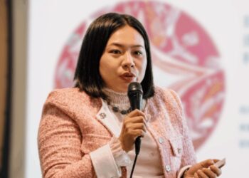 花漾量子文化創辦人黃韶琴 從創作走向國際市場 重塑亞洲藝術定價權