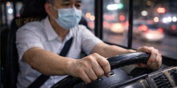 新北第 1 季開罰 895 家雇主！總金額逼近 5 千萬 基隆客運超時累犯重罰 215 萬