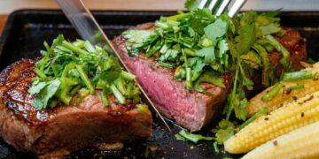 香菜控瘋了！瀧厚雙品牌推「香知香惜」香菜季　爆量香菜牛排、冰淇淋引發社群挑戰潮