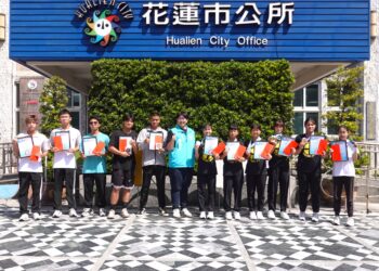 全國賽事績優選手為縣爭光　接受魏嘉彥表揚獎勵