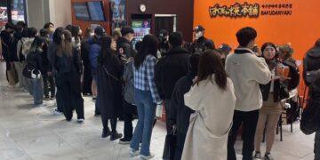 巨大章魚燒襲台!爆彈燒本舖快閃 LaLaport 南港